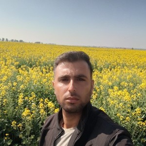 علی