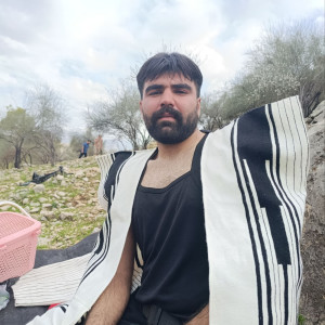 علی